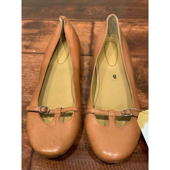 See By Chloe Caramel Brown Leather Mary Jane Flats, Size 8 (US) 38.5 (EUR) - Picture 1 of 9